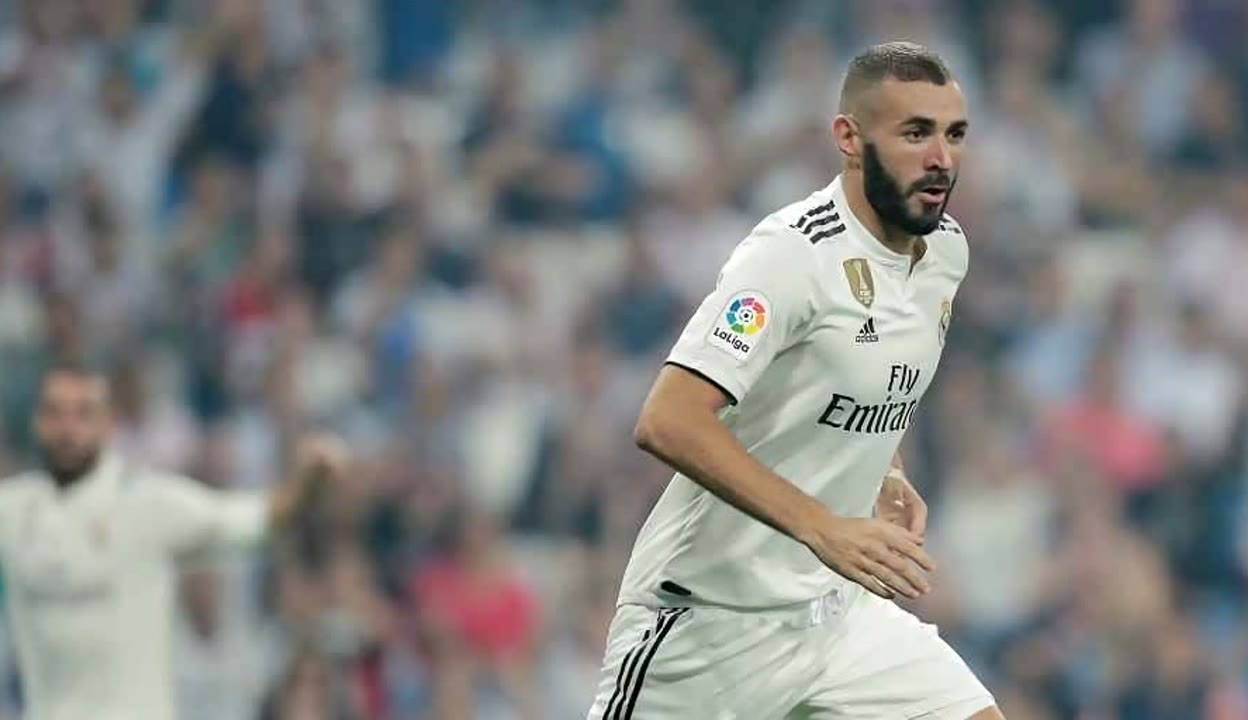 中国逆转曼联，本泽马状态火热