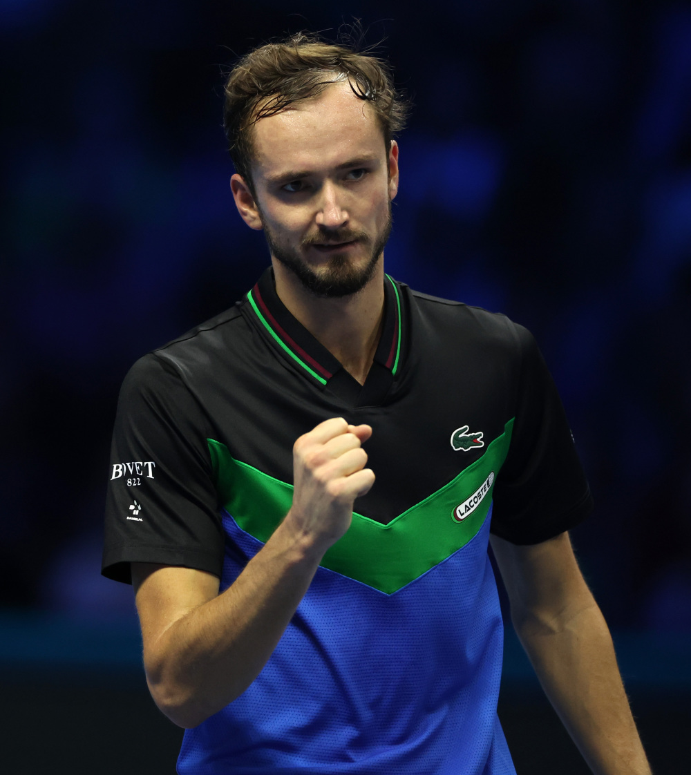 雷火电竞下载-蒙特卡洛大师赛绝杀年终总决赛，梅德韦杰夫点燃赛场